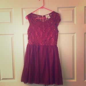 A lace red dress
